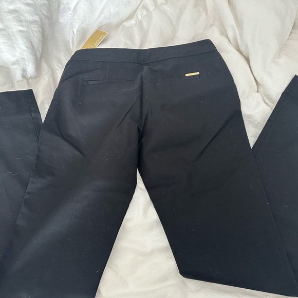Brand new Michaela kors suite pants,elegant.full suite available for sale. - Picture 2 of 4